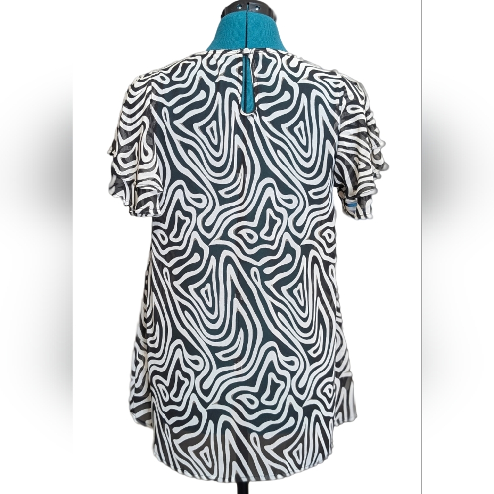 Boutique Sheer Flowy Black & White Blouse - Picture 2 of 5